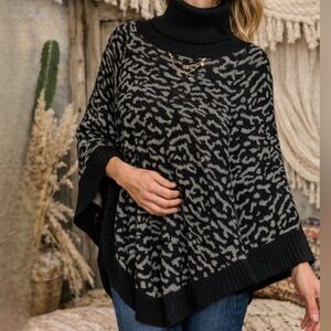 NWT Joseph A Black Print Pullover Turtleneck Sweater Cape Poncho